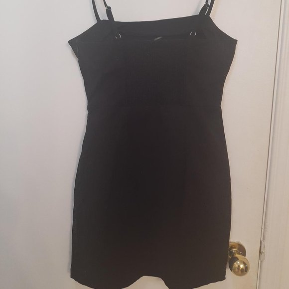 Black Forever 21 Dress w/Elastic Back and Zipper - Picture 2 of 3